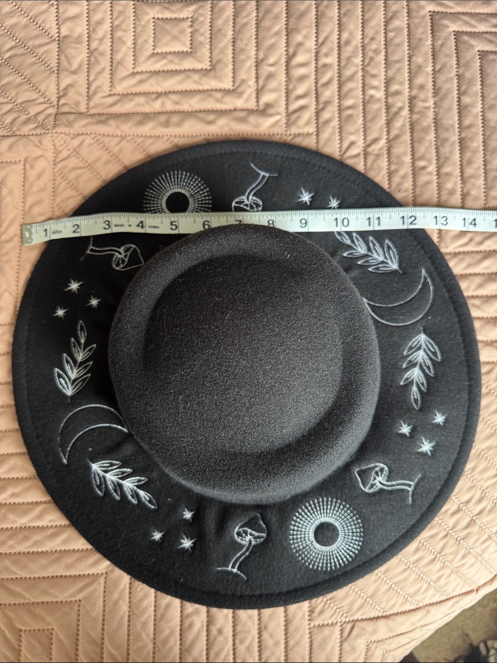 Black Wide-Brim Embroidered Felt Hat - Picture 1 of 4